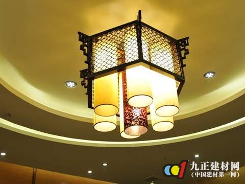 2015��LED�����ИI(y��)����Ȏ׺Σ�