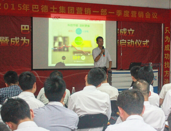 ���섓(chu��ng)���͠I(y��ng)�N(xi��o)�˲����͵�ʿ���F(tu��n)�I(y��ng)�N(xi��o)��(hu��)�h�����M(j��n)����