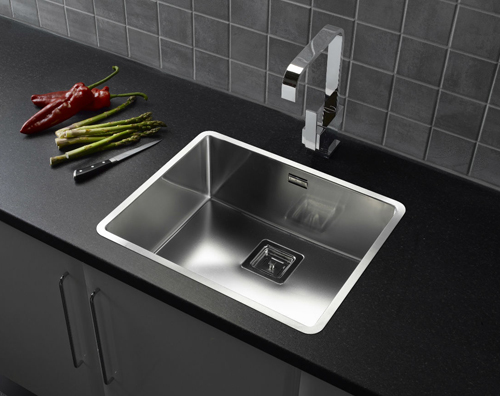 談談水槽企業(yè)突圍困境的做法