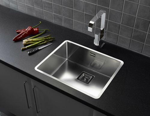 唯有保證產(chǎn)品質(zhì)量和服務 水槽企業(yè)才能獲青睞