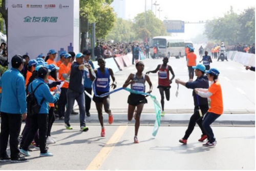 ȫ�ѼҾӡ�2017�P(y��ng)���b����H����R����ِ�_Ļ �������~һ�絽�����