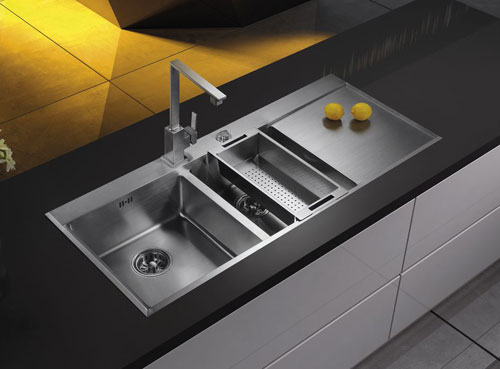 水槽企業(yè)突破困局 可從三方面進行改進