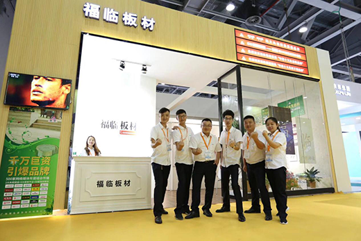 ����������ͬ�L(f��ng)�������R��ķ��uֱ�Ͼ��f��