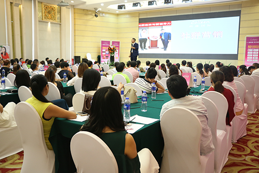 �l(f��)�F(xi��n)�� ׷���� ���Շ��H��Ʒ�l(f��)�����A�M��Ļ