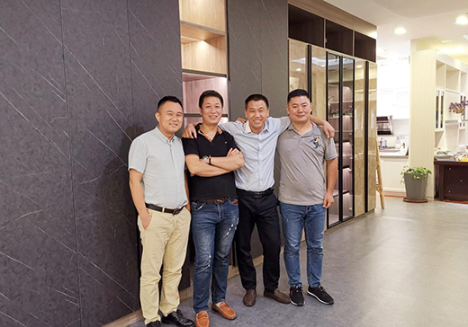 Ʒ��(��i)ȫ�ݶ��� �|ݸ�^(q��)��(j��ng)�N�̕�(hu��)�h�A�M��Ļ