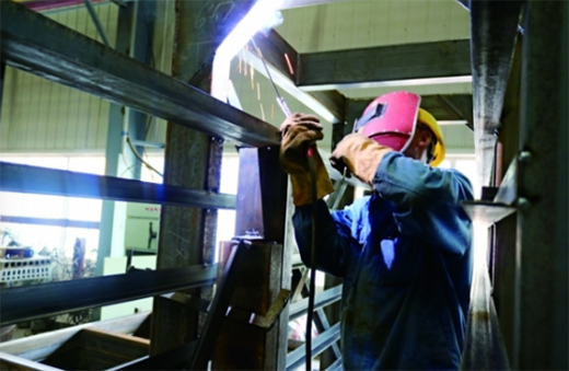 貴陽(yáng)經(jīng)開區(qū)助力ECP裝配式建筑用板材生產(chǎn)線及應(yīng)用示范項(xiàng)目發(fā)展