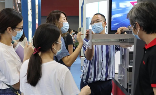 �Ї��������� ���H���̴�ٝ�P���������