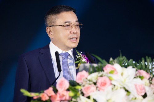 TCL��о�ܡ���(zh��n)�԰l(f��)���������xTCL��ȫ���I(l��ng)��֮·