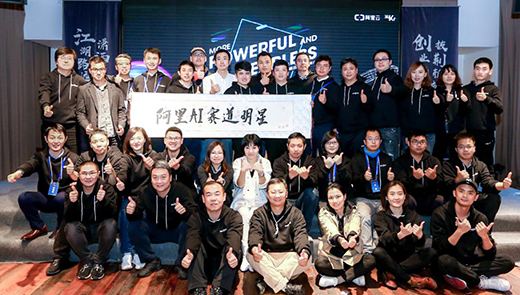 ���l(w��i)�ذ��(zh��n)�Ժ�������AI���������x���T(m��n)�������K��������!