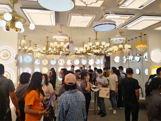 �R��������A��������(zh��n)������ �˚���Ʒ�c�������мs