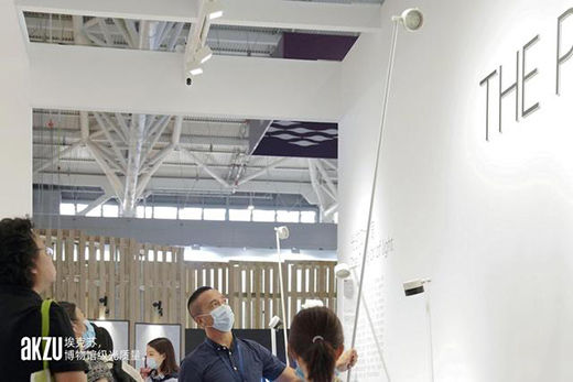 �Ҿ�����֮��(chu��ng)�콹�c(di��n)�Ľ��c(di��n)�������KThe Pole��(bi��o)�Uϵ��