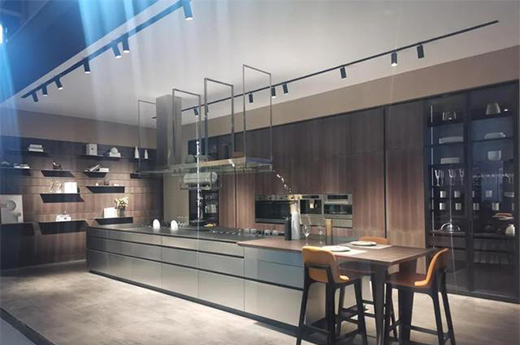 �OӋ��ײ�˚����۽����������P䓙���V���OӋ��Ȧ�۟o��(sh��)