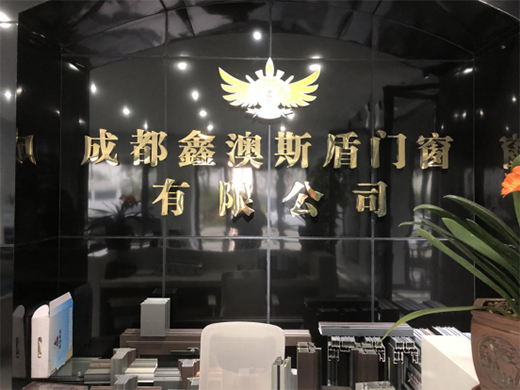 ��������x�ܸ߶˶����T�� �c�ΰ�˹���T���_(d��)�ɑ�(zh��n)�Ժ���