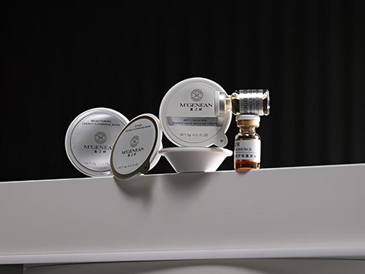 全新定向護(hù)膚，顛覆傳統(tǒng)護(hù)膚方式，蔓之研開辟潛在護(hù)膚市場(chǎng)