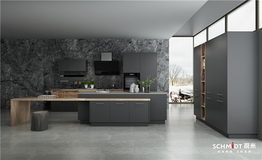 ����˾��3�����չ�F(xi��n)����һ�ӵ���