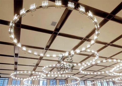 һ��M���������ğ���������g���Ƴ���ͬ�Շ�