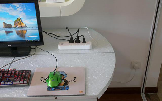 ��ȫ�ֺ�����aigo ��λ���L(zh��ng)������(18W����)�w�(y��n)