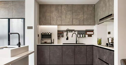 �F(xi��n)���p���L����ͨ�^���µğ���������g�ĸ��{(di��o)