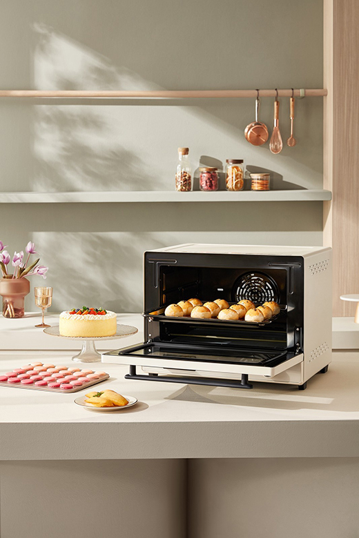 長(zhǎng)帝年度重磅：大白鯨烤箱，多層同烤讓下廚更高效