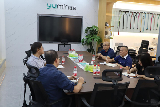 深化交流!中國老基會人才辦秘書長走進(jìn)鈺民參觀考察