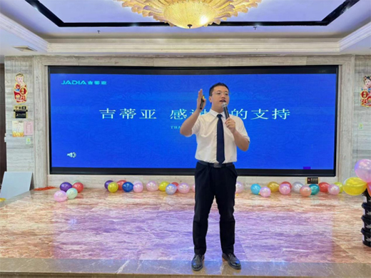 ����ף�R�����ف�Ʒ���ƏV�߹�ˇ�����ِ(����վ)�A�M��Ļ