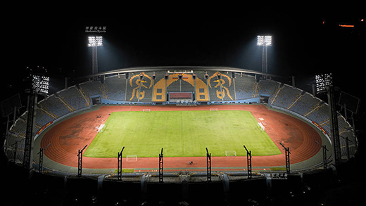 led足球場照明燈,足球場專用led照明燈,構(gòu)建出具備當代氣場的運動場地