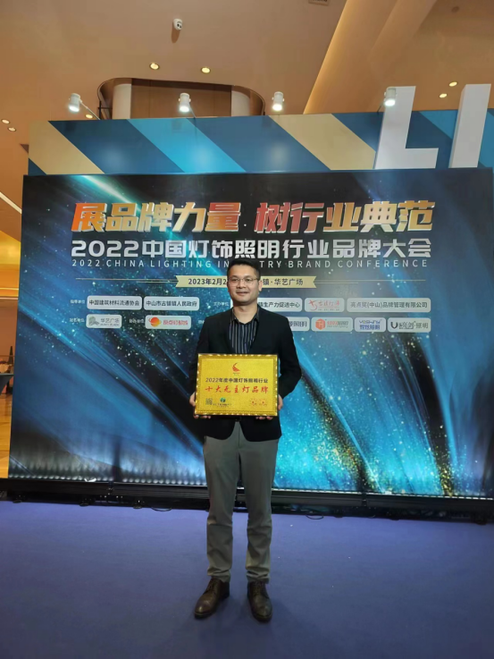 Ҋ(ji��n)�C�sҫح�h�����s�@���c(di��n)��(ji��ng)��ʮ��o(w��)����Ʒ�ơ�