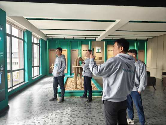 һ���������(li��n)�ˆ��ӕ���չʾ����ˇ�g(sh��)��ģ����I(l��ng)�Ҿ��Ј��³���