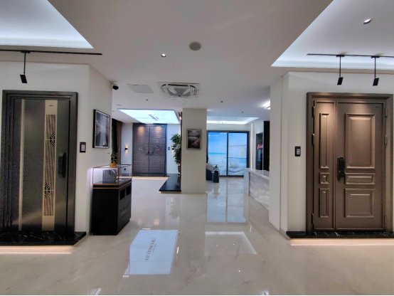 恩平大商許惠楨：破局寒冬，百萬(wàn)加盟“鋼亦美”開啟創(chuàng)業(yè)新征程